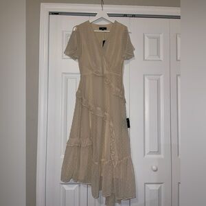 Lulus Cream Ruffled Midi Dress-never worn